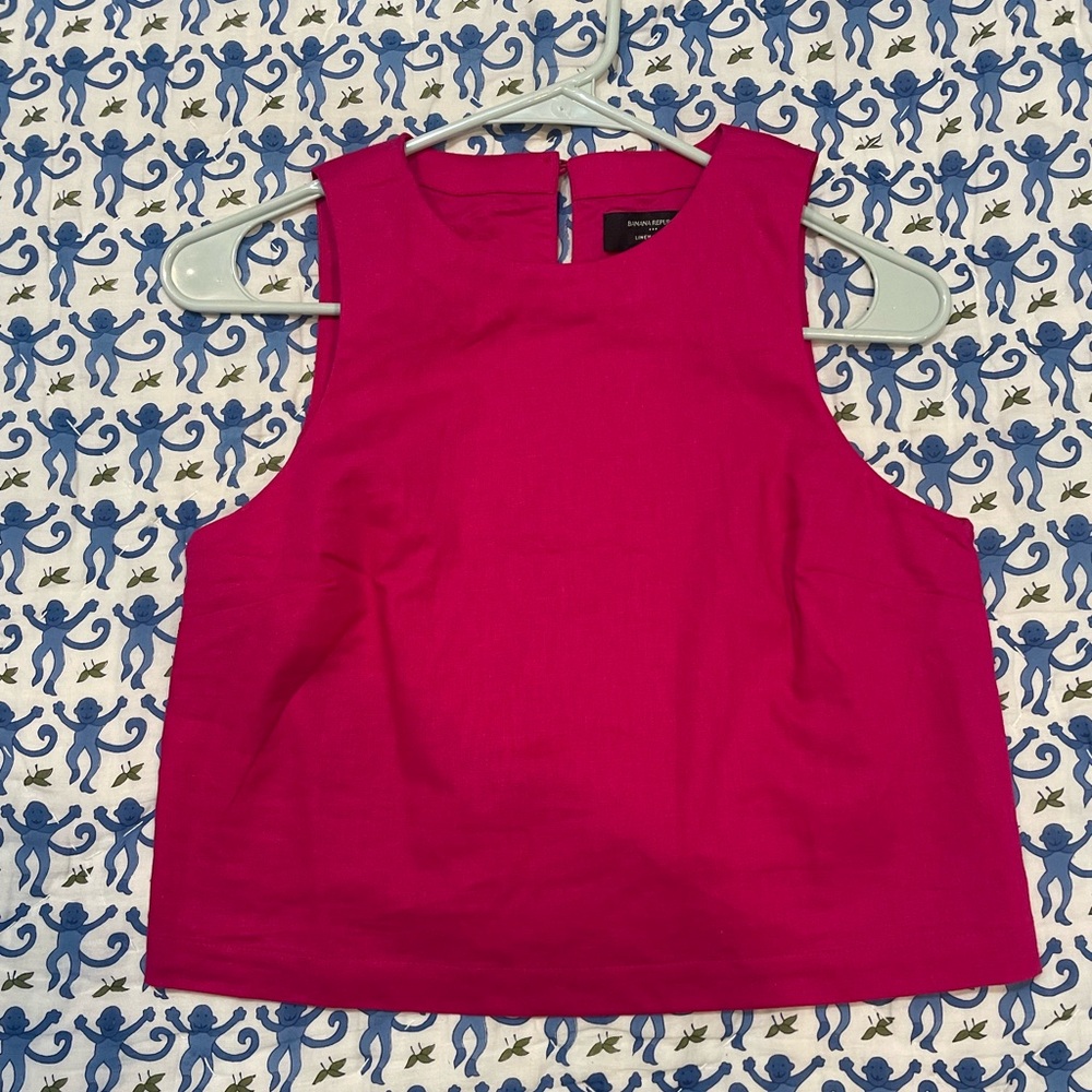 BR Cropped Linen Shell
